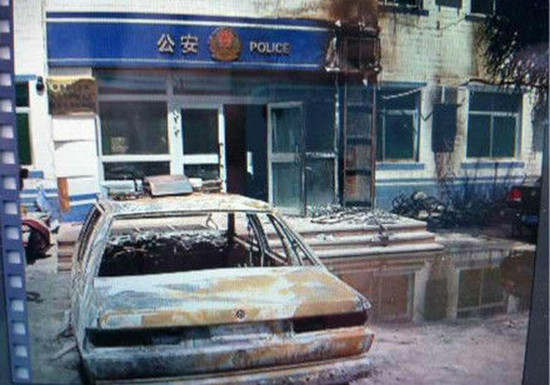 高清图—新疆吐鲁番地区鄯善县鲁克沁镇遭恐怖袭击 多人遇害